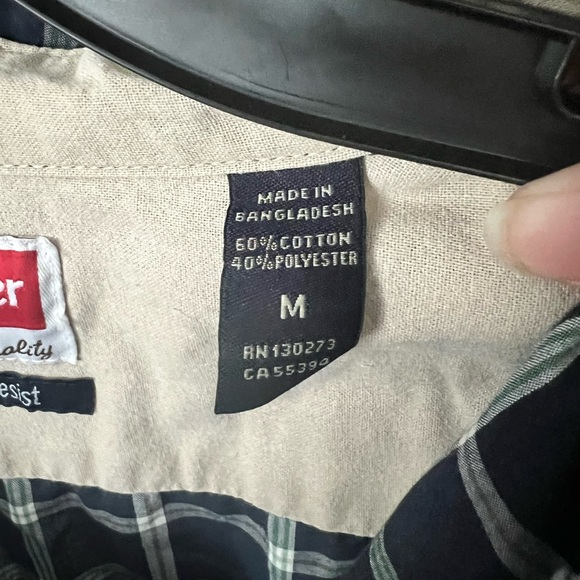 Wrangler | men’s dark blue plaid button down short sleeve shirt - M - Picture 4 of 7